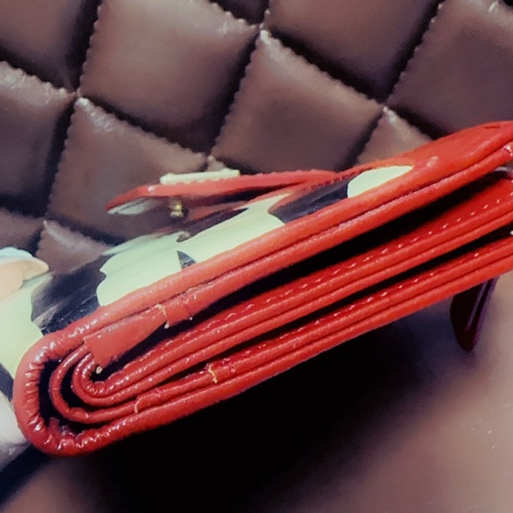 Michael Kors Tri Fold Signure Wallet Zebra & Red Patent Leather LIKE NEW - Picture 6 of 15